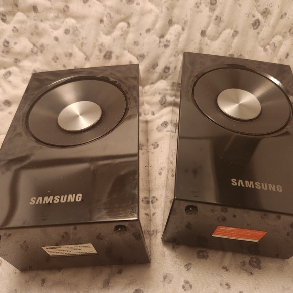 Mini Speaker Samsung (used) - Picture 6 of 11